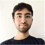 Profesor de Lengua y Latín imparte clases a chicxs de todos los niveles